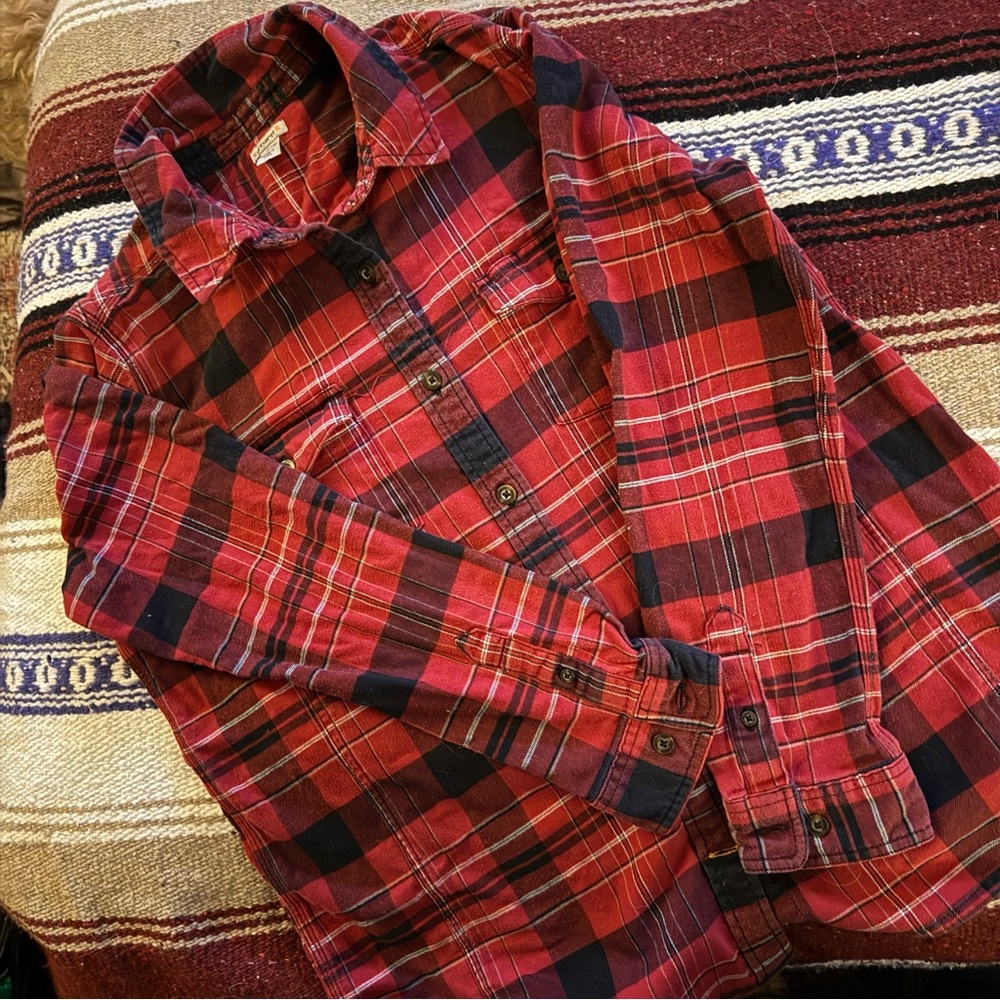 Carhartt Women's Red and Black Plaid Button Down Shirt